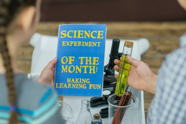 science experiment of the month subscription box