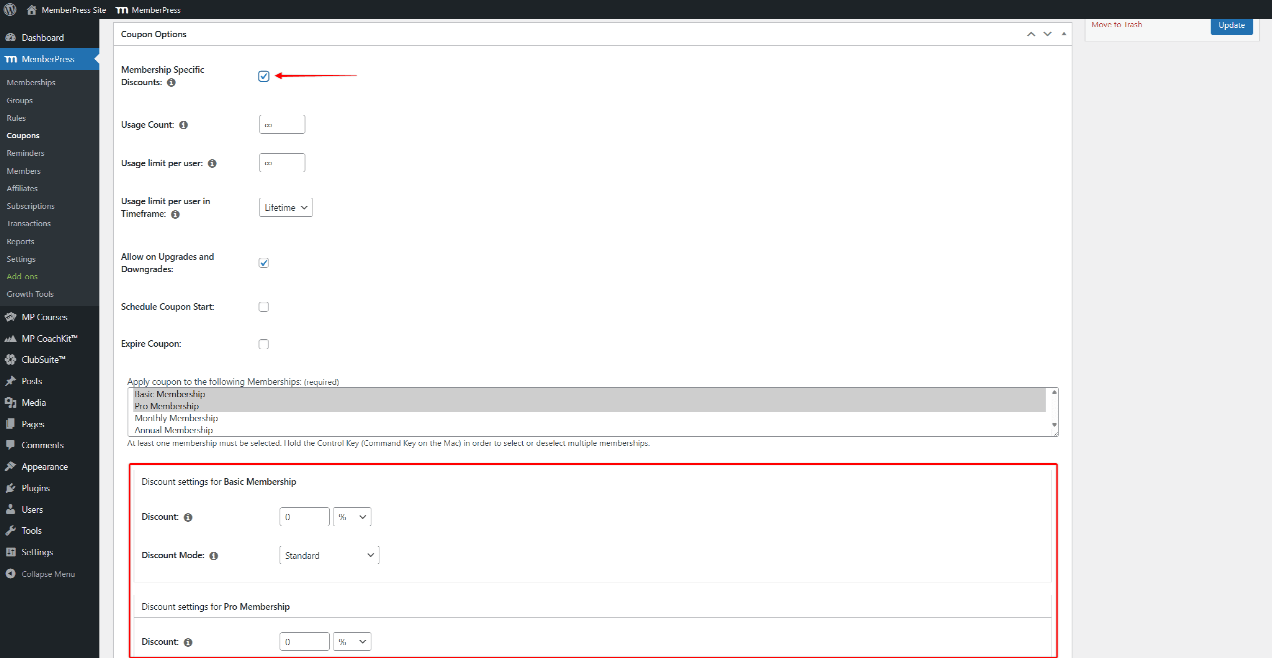 mepr-coupon-membership-specific | MemberPress El panel de Opciones de cupón con la opción Descuentos específicos por afiliación activada, mostrando casillas de Configuración de descuento separadas para Afiliación básica y Afiliación Pro en la parte inferior de la página.